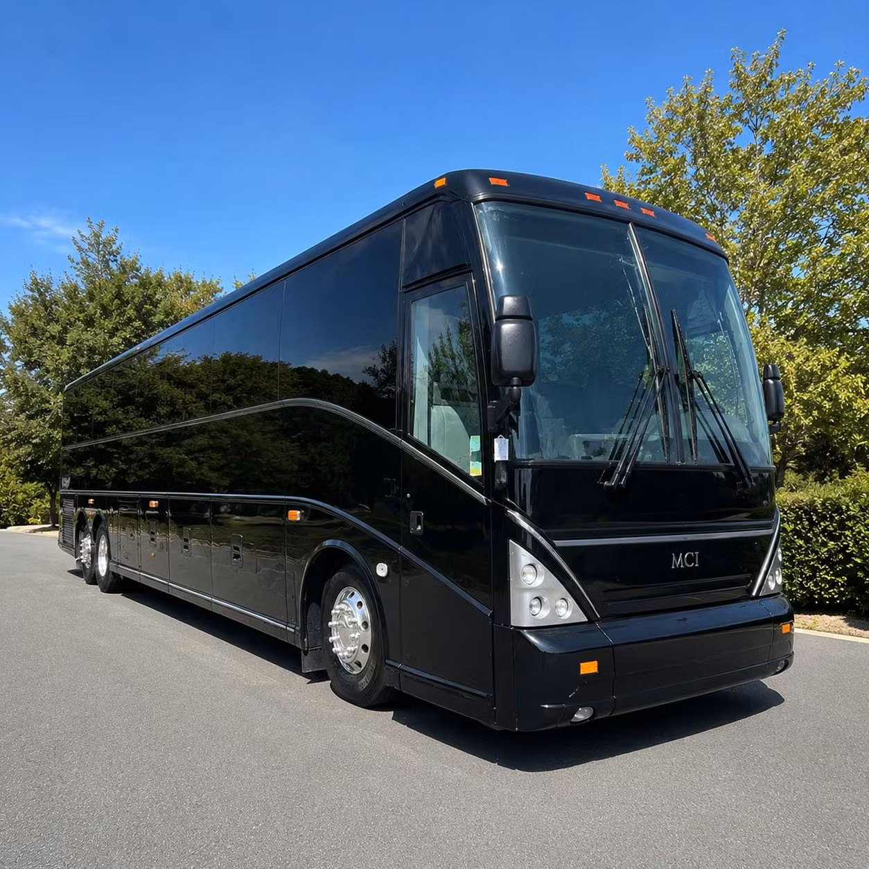 employee shuttle services keep fontana workforces moving on the i 10 and i 15 corridors